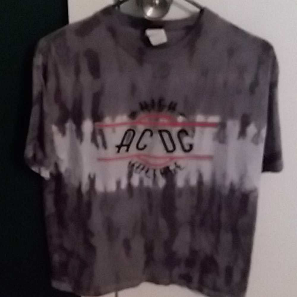 Mens sz L tie dye Ac/Dc tee. NWOT